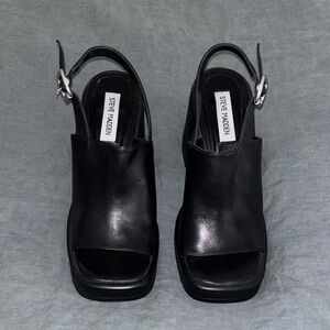 Vintage Vibes Steve Madden Black Open-Toe Slingback Mules